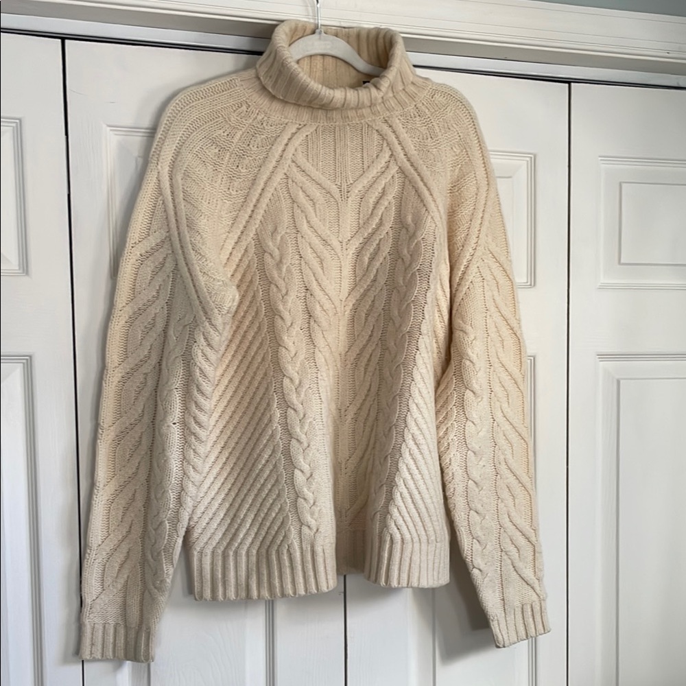 Vintage Men’s Wool Fisherman’s Sweater Grant Thomas 100% Wool Made in Hong Kong.